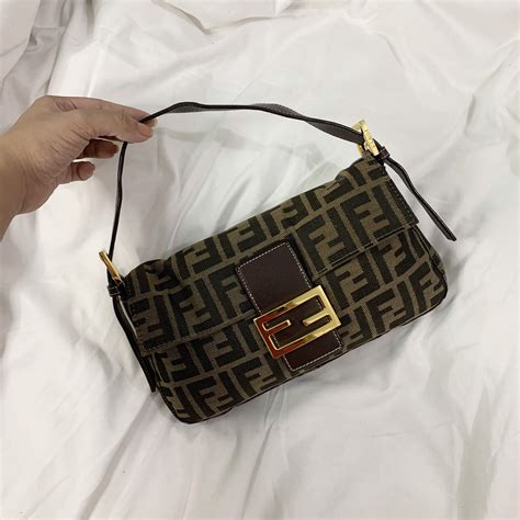 baguette bag fendi vintage.